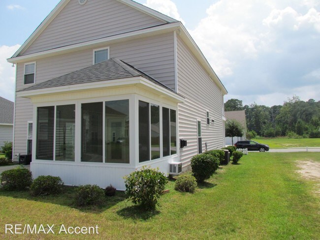 Building Photo - 4 br, 3 bath House - 110 Savannah Lane