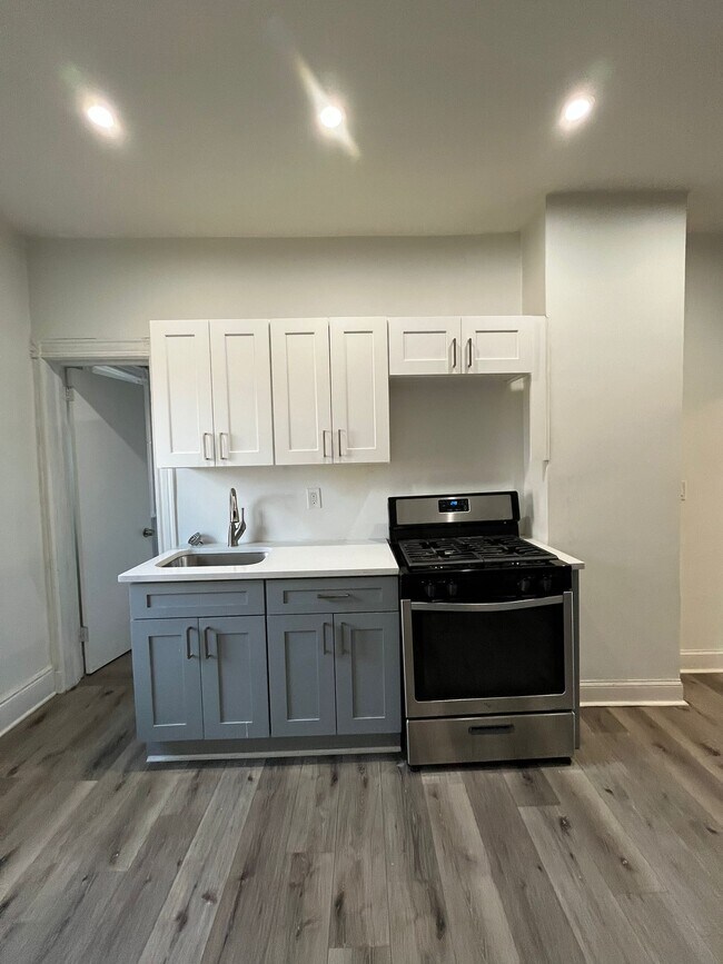 Foto del edificio - 96 Lembeck Ave