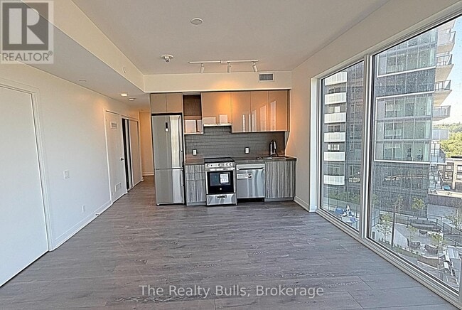 Building Photo - 6 Flavelle Trl