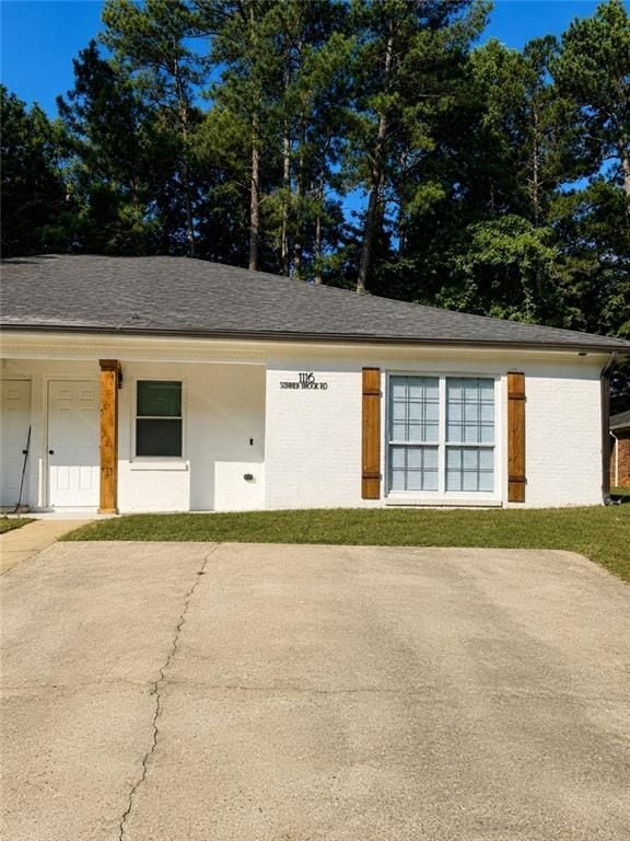 Building Photo - 1116 Summer Brook Rd