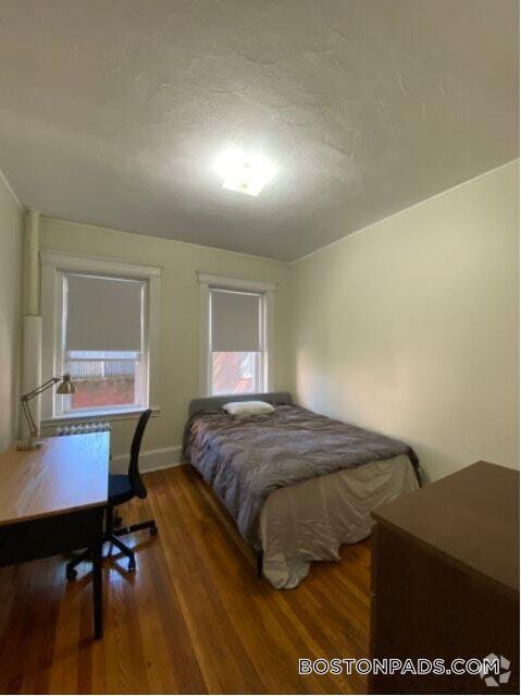 Building Photo - 1334 Commonwealth Ave