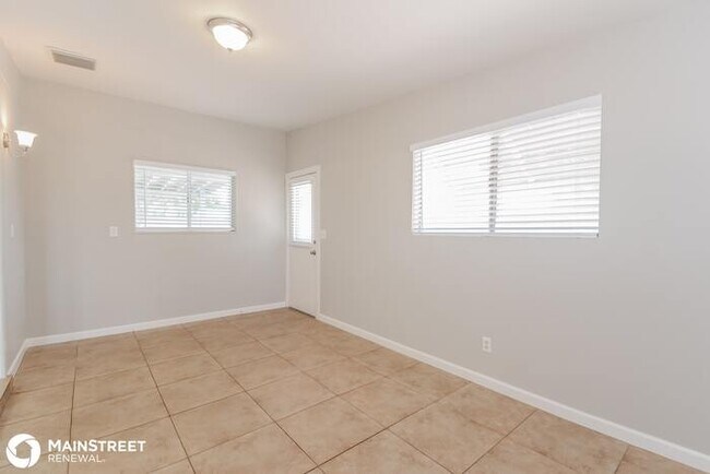 Foto del edificio - 3242 S Champlain Ave, Tucson, AZ 85730
