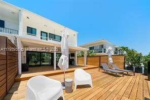 Foto del edificio - 830 Raymond St