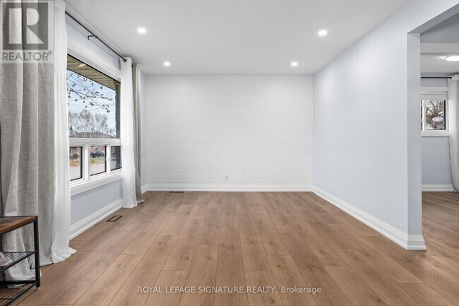 Building Photo - 480 Browning St