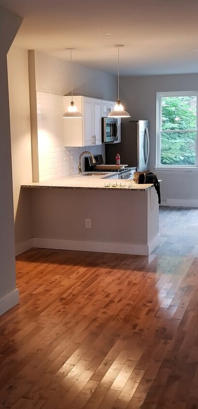 Primary Photo - 3 Bedroom 1.5 Bathroom House for Rent