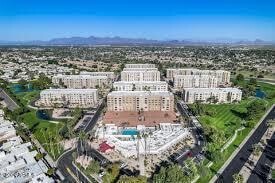 Building Photo - 7840 E Camelback Rd