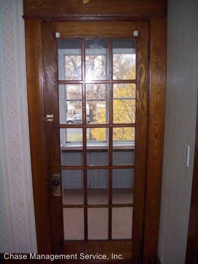 Foto del edificio - 51-53 Westford Cir