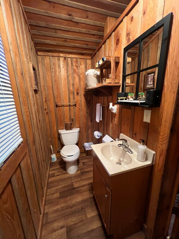 Foto del edificio - 496 Pearl Ln