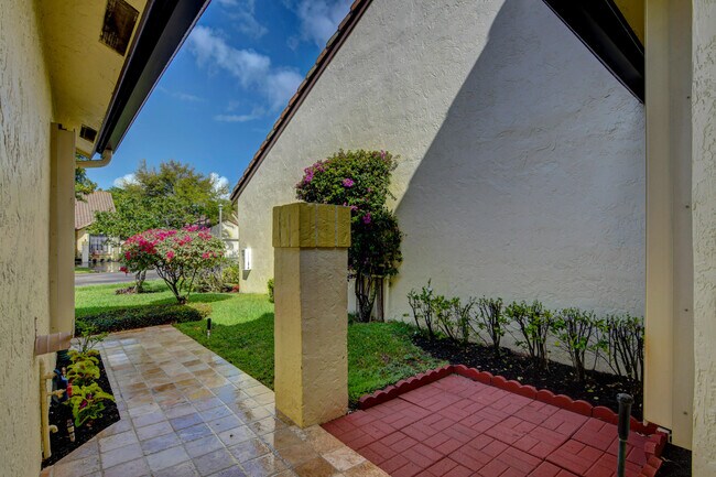 Foto del edificio - 382 Driftwood Terrace