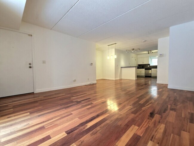 Foto del edificio - 8710 W Evelyn Ln