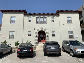 Building Photo - 1641 Crenshaw Blvd