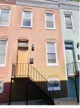 Building Photo - 2310 Hunter St