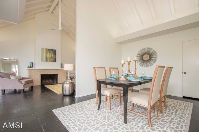 Building Photo - 4 br, 3.5 bath House - 95 Mount Tiburon Road