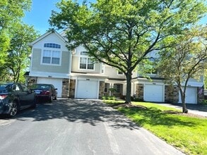 Building Photo - 948 Concord Ct