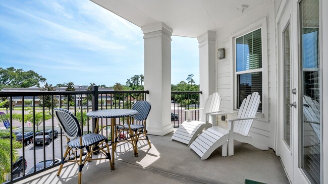 Building Photo - 400 North