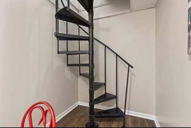 Foto del edificio - 139 Breckenbridge St