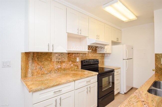 Foto del edificio - 2 br, 1 bath Condo - 820 Blossom Hill Rd U...