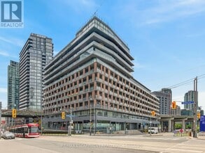 Building Photo - 169 Fort York Blvd