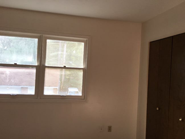 Building Photo - 58 N Pershing Ave
