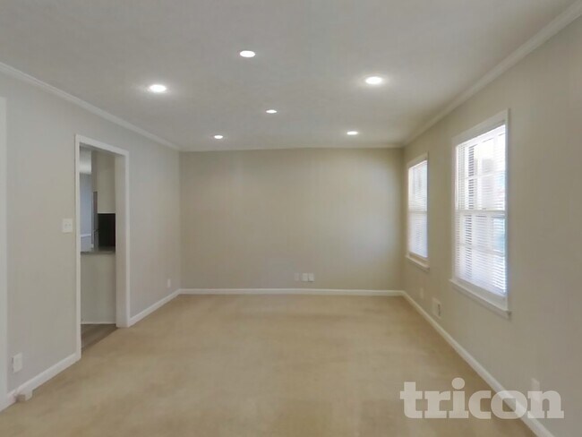 Foto del edificio - 430 Beaumont Dr SW