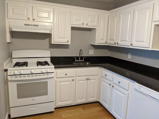 New oven, hood, faucet, sink, and disposal - 3 Kenmar Dr