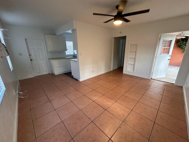 Photo - 232 NE 5th Ter Apartment