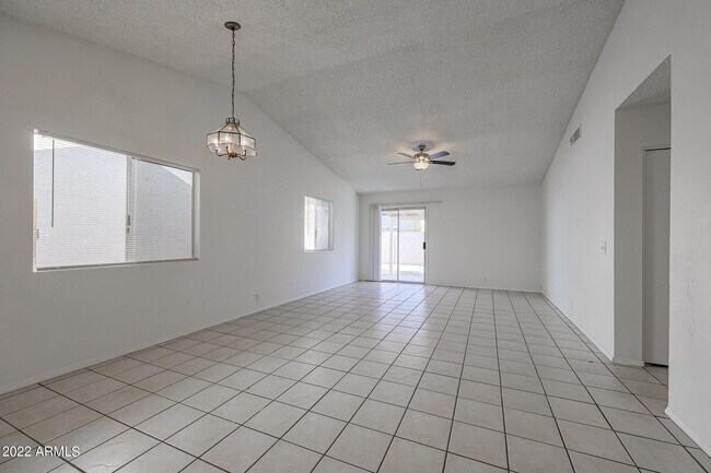 Building Photo - 10029 N 66th Ave
