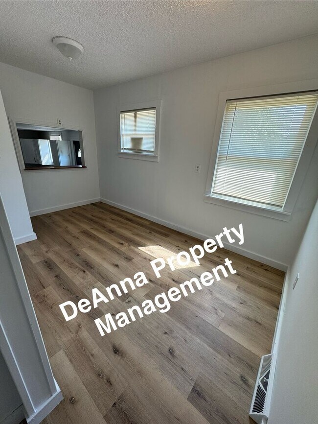 Foto del edificio - 3 Bedroom Single Home Lorain, Oh
