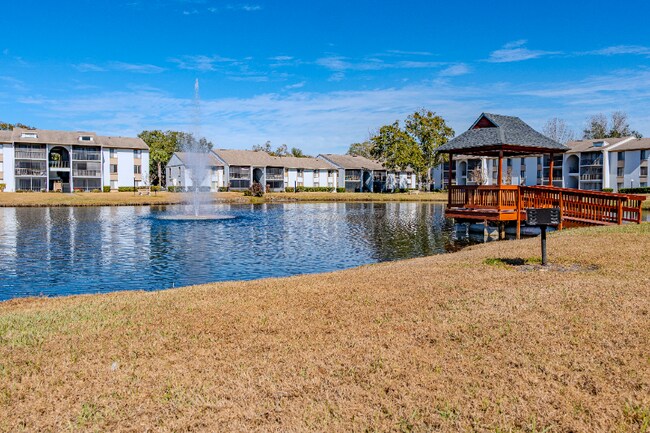 Foto del edificio - 8215 Sun Spring Cir