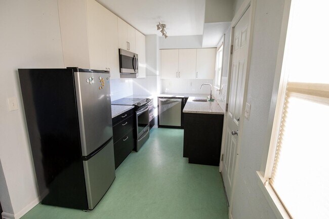 Foto del edificio - 4550 NE 14th Pl