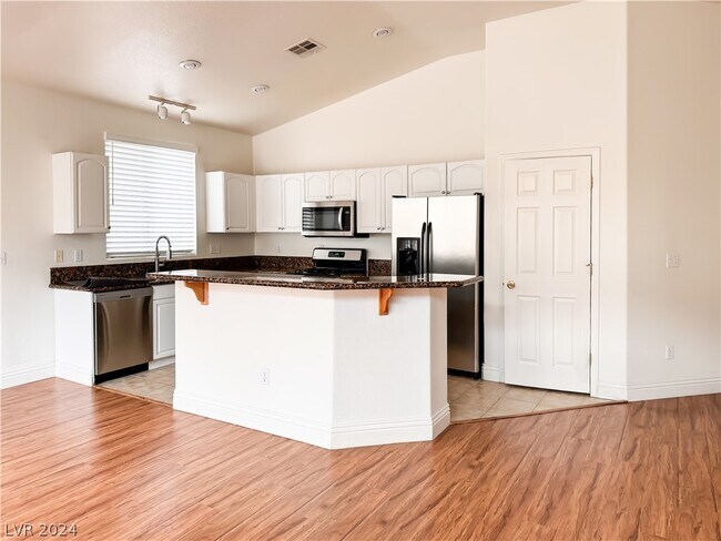 Building Photo - 3027 Paseo Hills Way