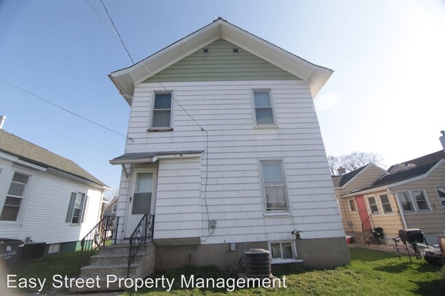 Building Photo - 3 br, 1 bath House - 2621 5 1/2 Ave