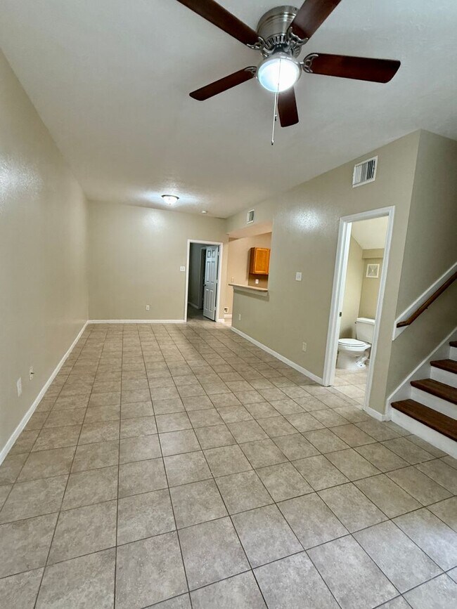 Foto del edificio - 5909 Allison Rd