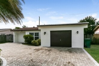 Building Photo - 7730 NW 39th St