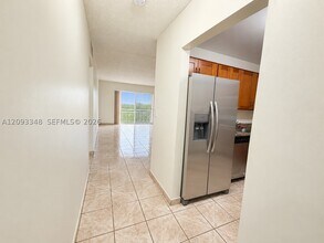 Building Photo - 7732 Camino Real