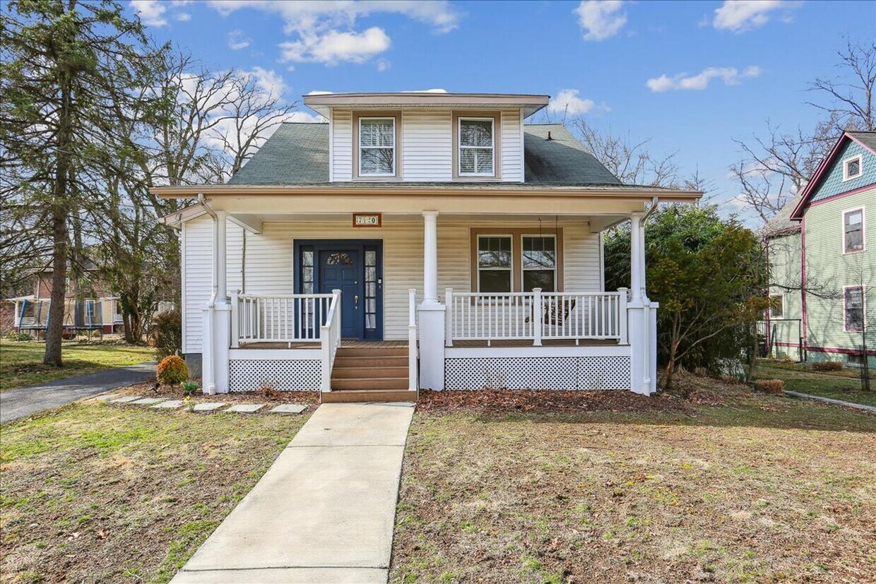 Foto principal - Gorgeous 4br/3.5bth single family home wit...