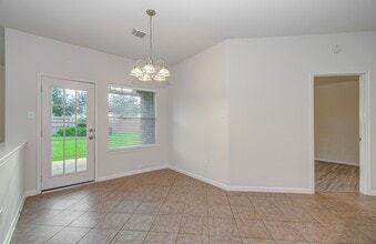 Building Photo - 1904 Roaring Springs Ct