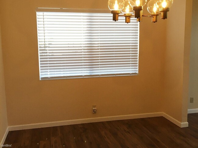 Building Photo - 1681 Partridge Dr