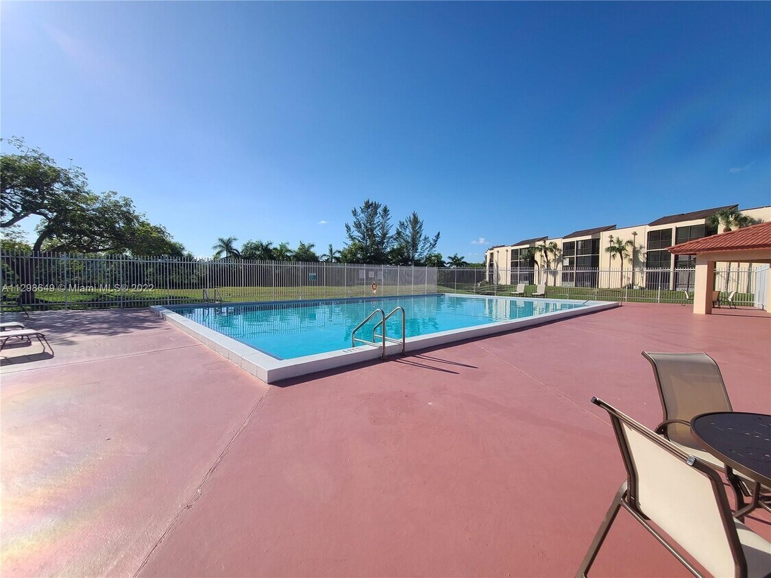 3252 Foxcroft Rd Unit 110, Miramar, FL 33025 Condo for Rent in