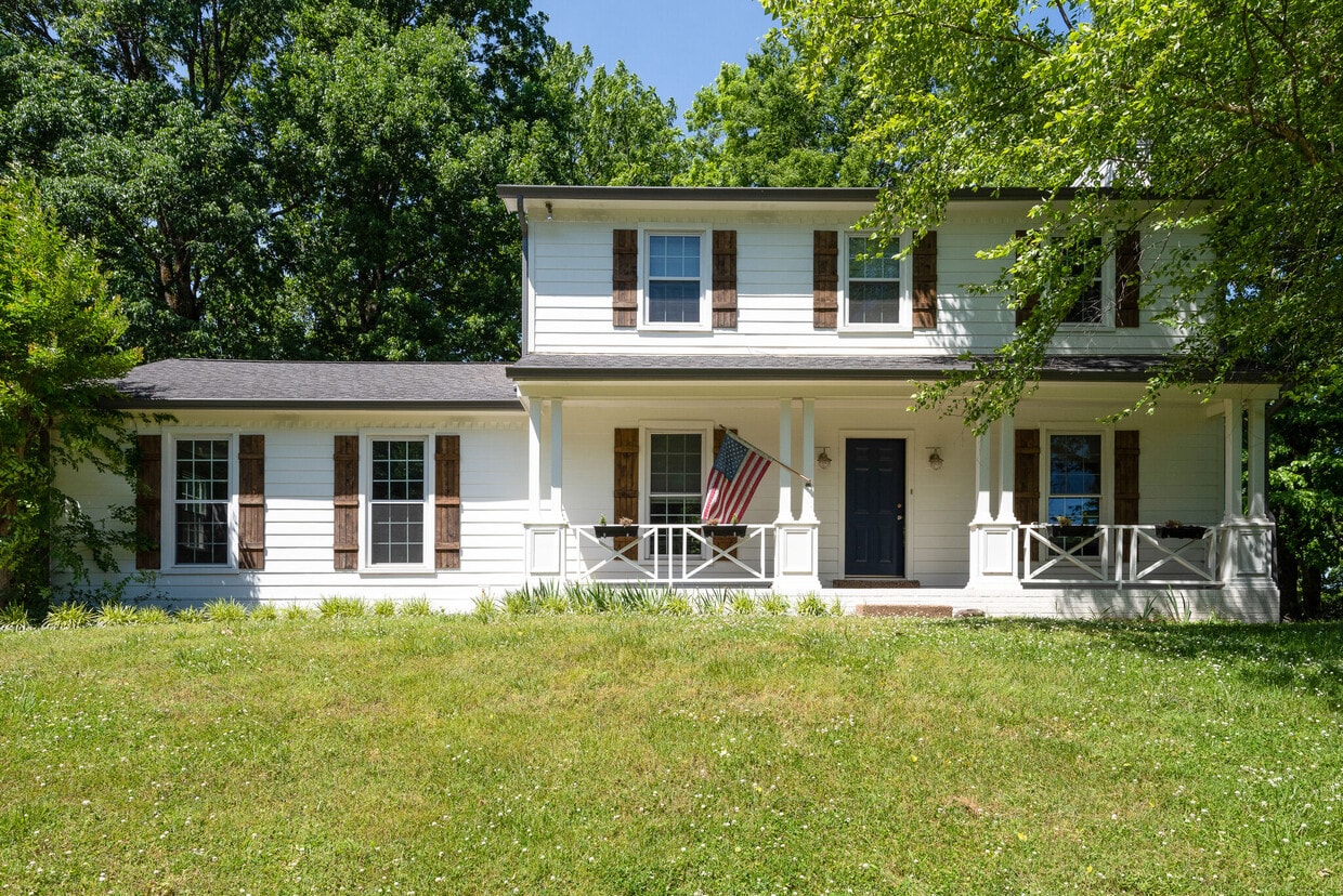 6728 Walnut Hills Dr, Brentwood, TN 37027 House for Rent in Brentwood