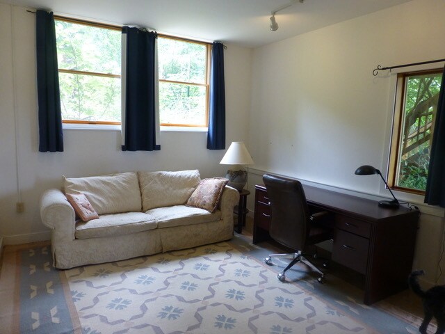 Foto del edificio - 3226 Lonesome Mountain Rd
