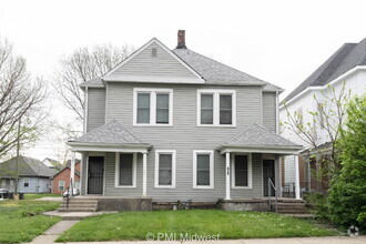 Building Photo - 103 N State Ave