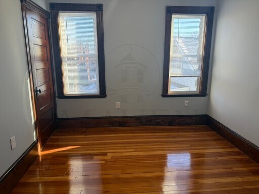 Foto del edificio - 32 Cedar St