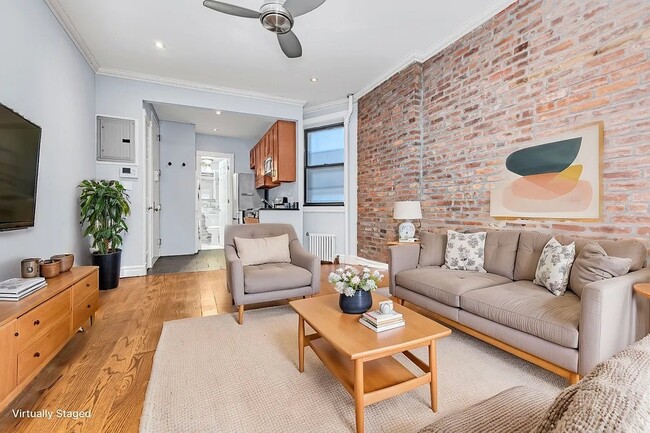 Building Photo - 248 Mott St