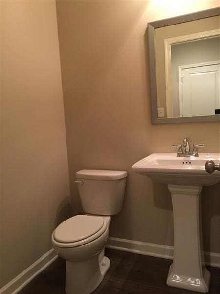 Foto del edificio - 3102 Cedar Glade Ln NE