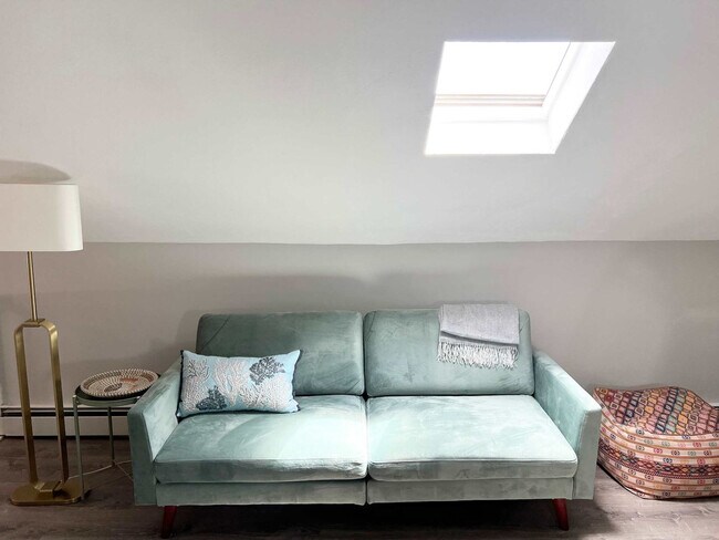 Foto del edificio - 136 Main St