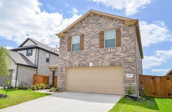 Building Photo - 21135 Montego Bay Dr
