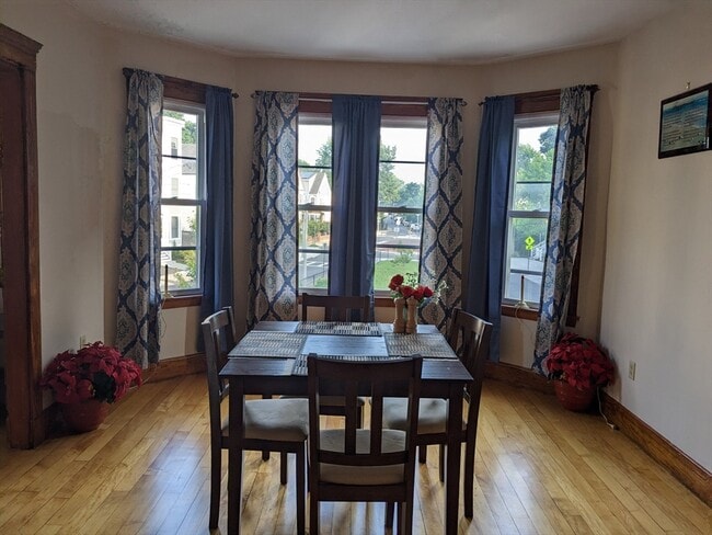 Building Photo - 59 Edson St