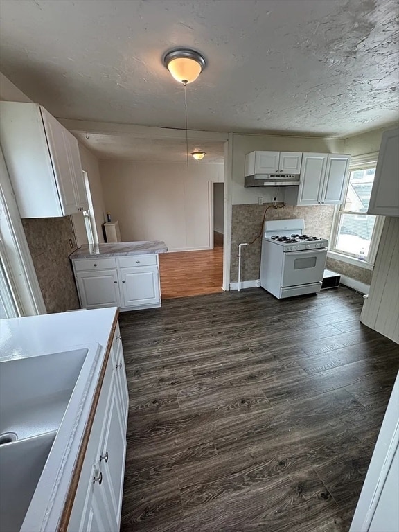 Building Photo - 78 Birch St