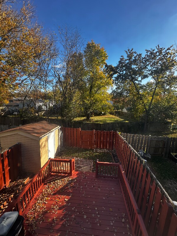 Foto del edificio - 14505 Farmcrest Pl